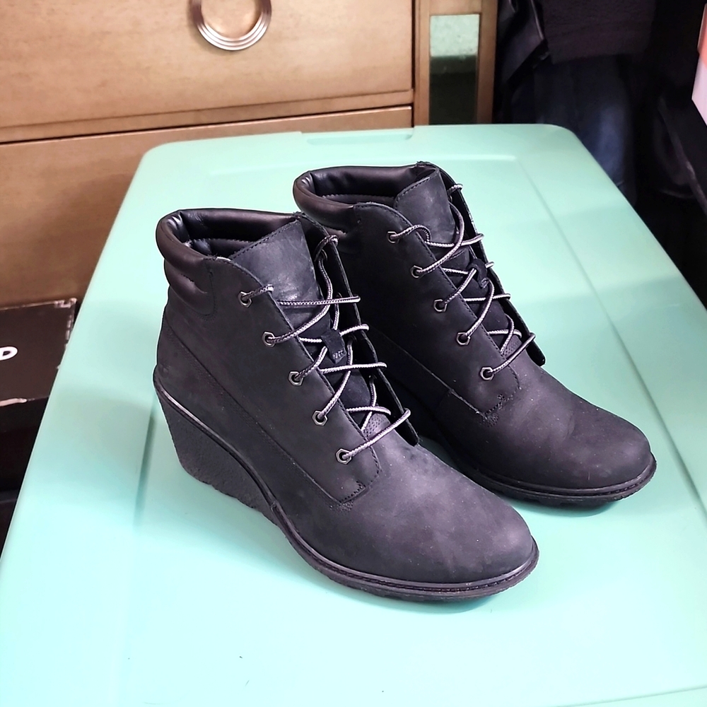 Women's " Timberland wedge boots